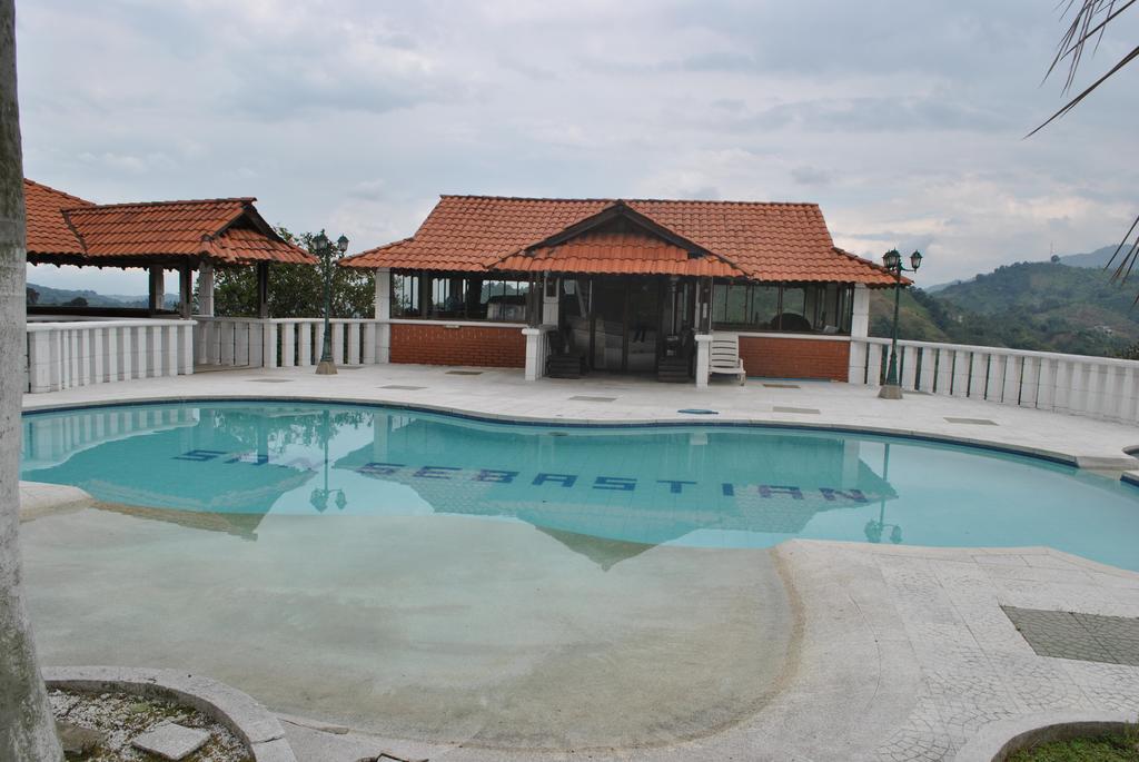 Hostal Don Bernardo Санта-Роса-де-Кабаль Экстерьер фото